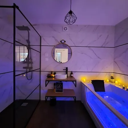 Chalet Privatif / Suite Romantique Love Balneo Le Castellet  Exterior photo